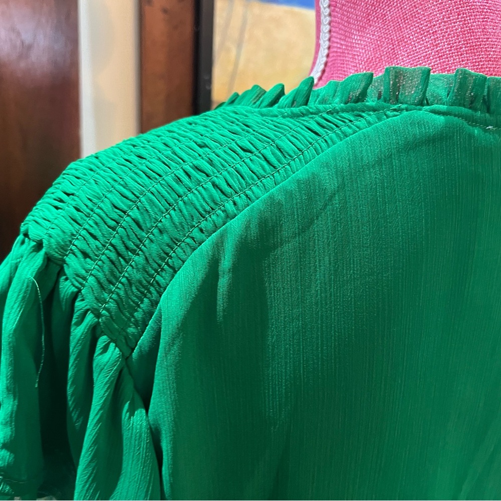 Green Women's Top - Picture 5 of 5